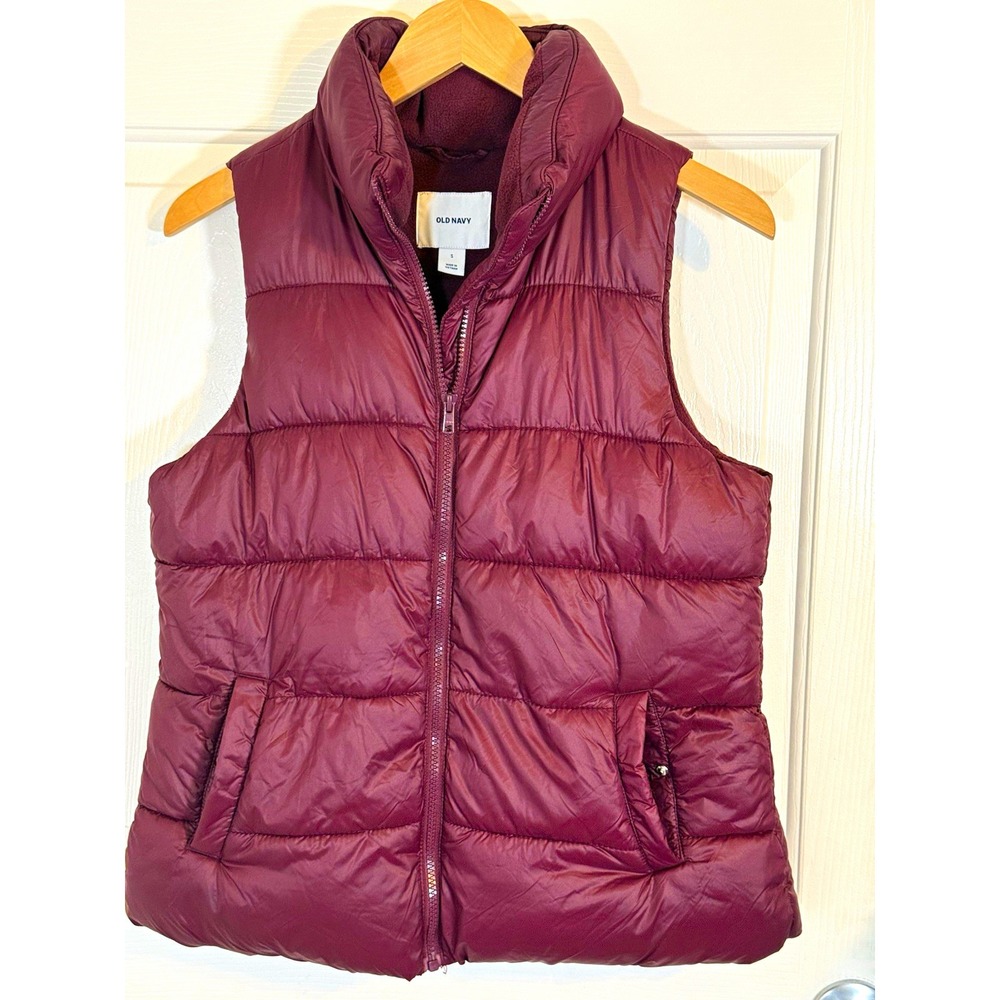 Old Navy Wine Purple Quilted Puffer Vest Full Zip Pockets Lined Womens Size S